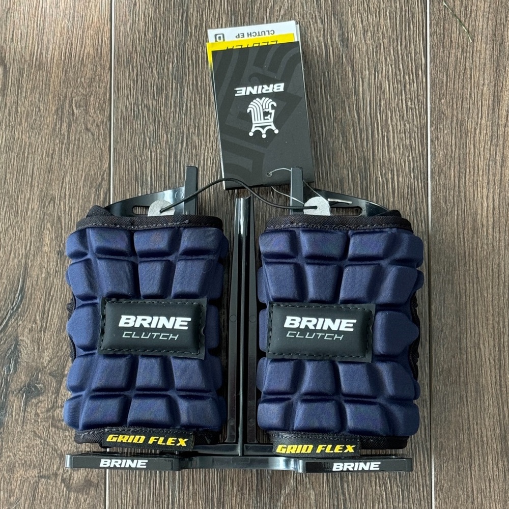 Brine Clutch EP Lacrosse Defense Grid Flex Elbow Pads - Navy Blue - M Medium
